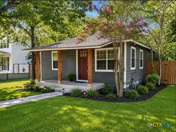 517 W Martin Luther King Drive, San Marcos, TX 78666