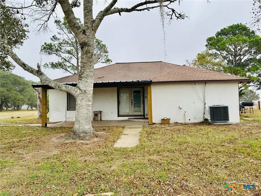 1696 E Fm 884, Yorktown, TX 78164 - #3