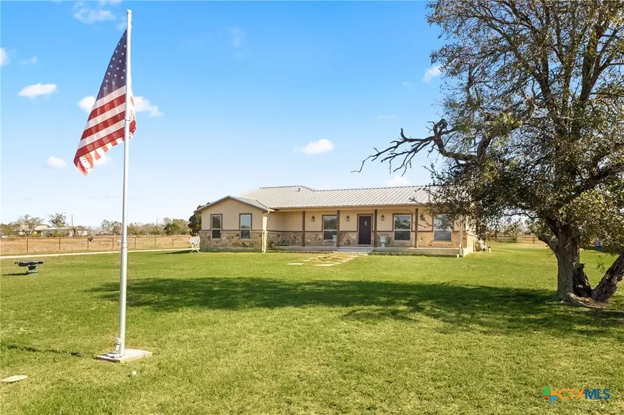 381 Schneider Road, Seguin, TX 78155 - #2