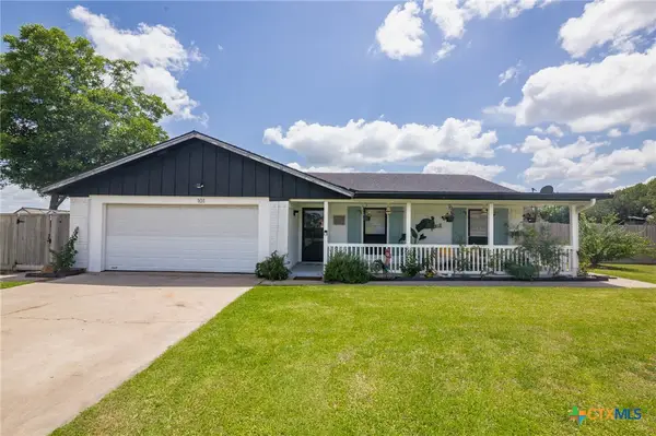 101 Elaine Street, Victoria, TX 77904