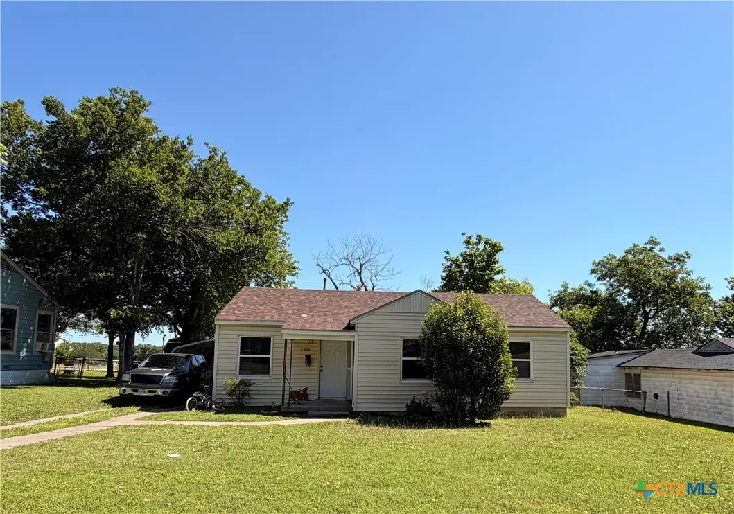 1504 E Avenue B, Temple, TX 76501 - #1