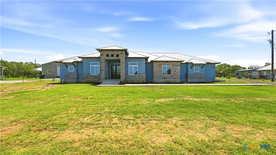 731 County Road 356, Adkins, TX 78101 - #2