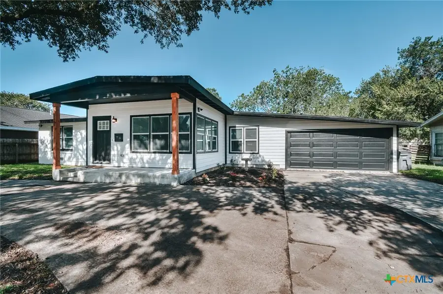 2605 N Ben Jordan Street, Victoria, TX 77901 - #2