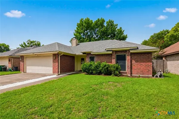 217 Spur Drive, Victoria, TX 77904