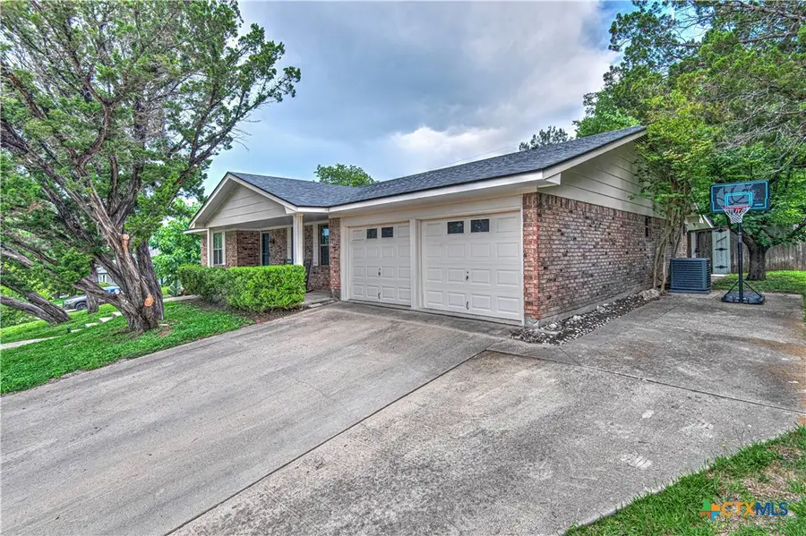 811 Woodside Drive, Harker Heights, TX 76548 - #3