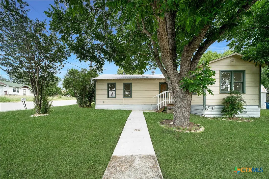 414 Orange Avenue, New Braunfels, TX 78130 - #1