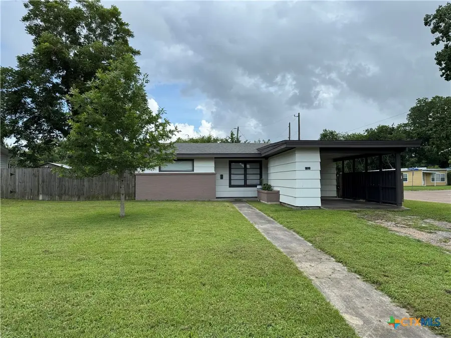 1701 E Mimosa Avenue, Victoria, TX 77901 - #2