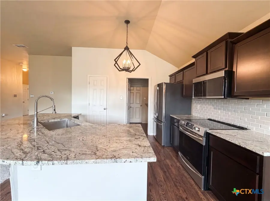1023 Roanoke Drive, Temple, TX 76504 - #2