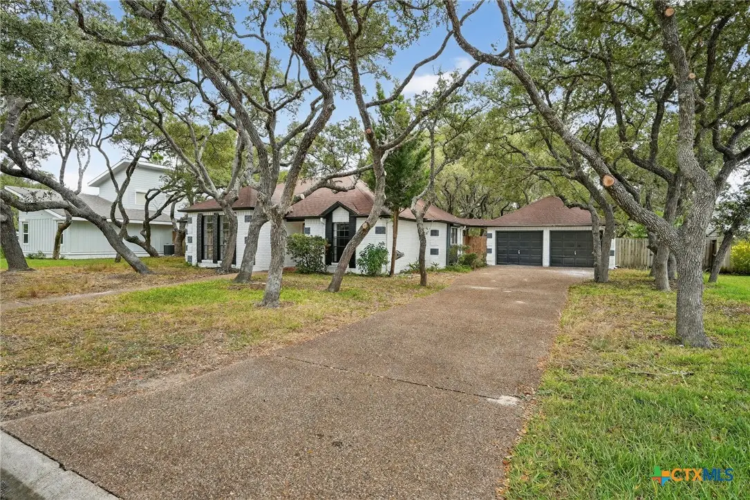 107 Cherry Hills Drive, Rockport, TX 78382 - #1