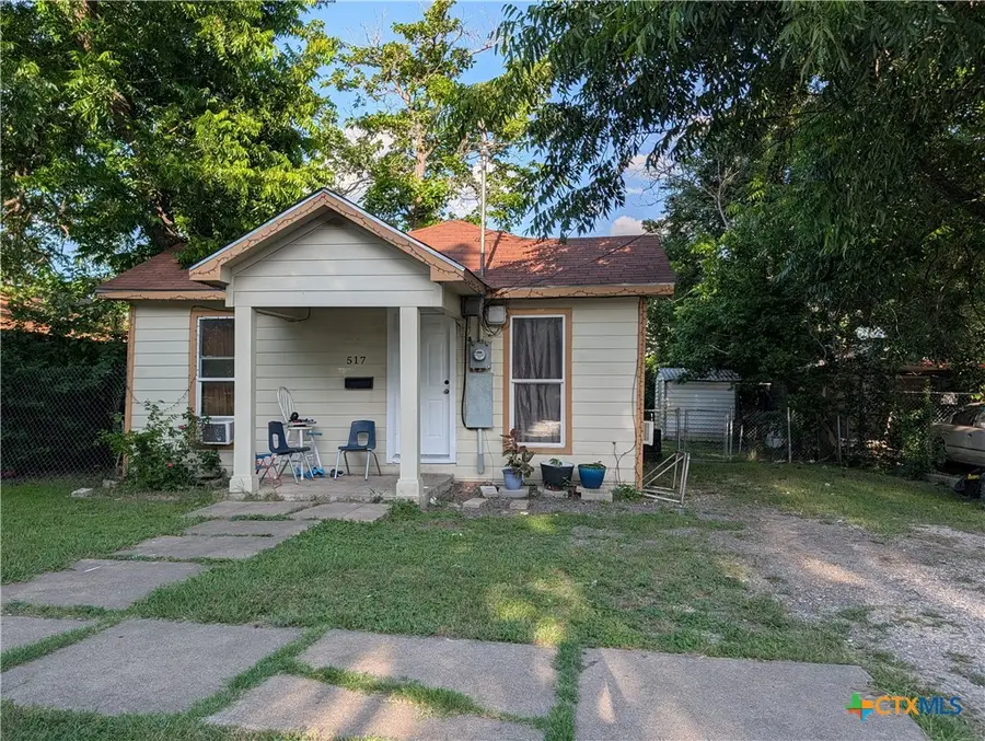 517 N 12th Street, Temple, TX 76501 - #2