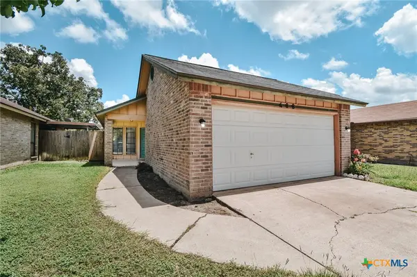 408 Waterford Drive, Victoria, TX 77901