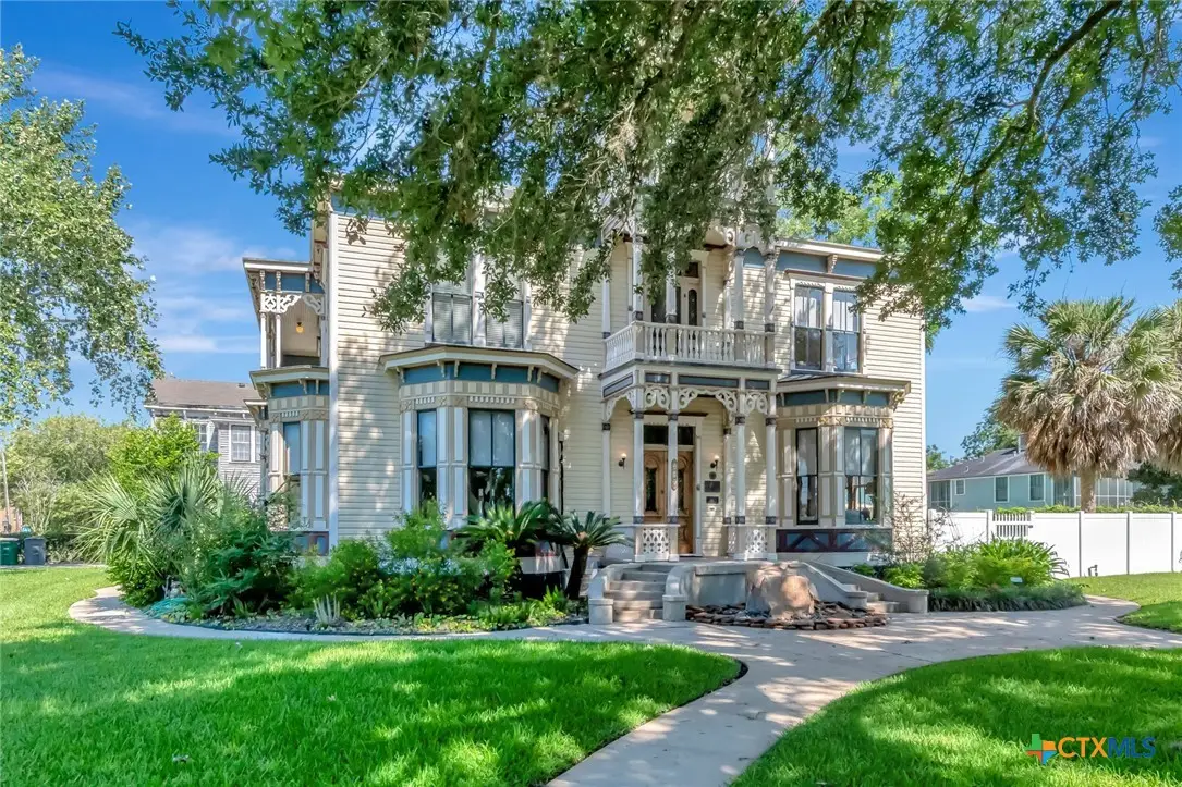 507 S De Leon Street, Victoria, TX 77901 - #1