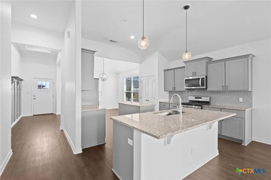 103 Dripping Spring, Victoria, TX 77904 - #3