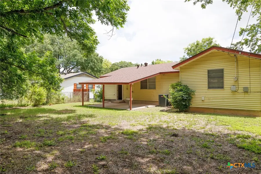 703 W Avenue F, Copperas Cove, TX 76522 - #2