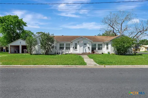 1005 Macarthur Street, Victoria, TX 77901