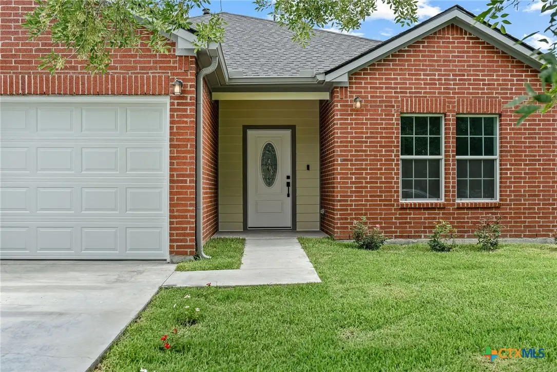 502 Trent Street, Victoria, TX 77905 - #1