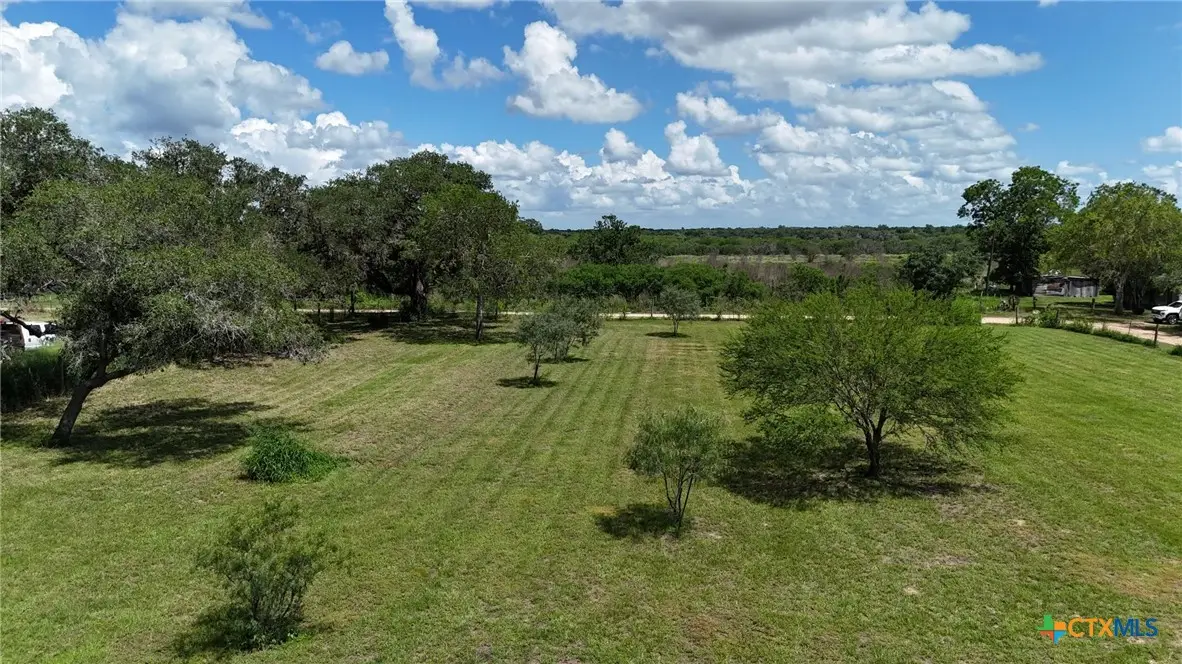 201 Elwood Street, Yoakum, TX 77995 - #1