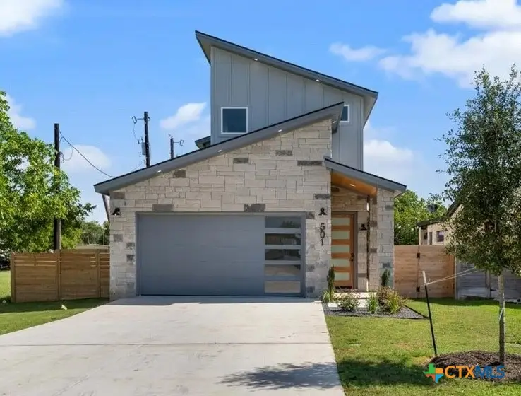 501 E Burton Street, Manor, TX 78653 - #1
