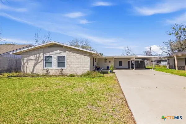 4711 Dahlia Lane, Victoria, TX 77904