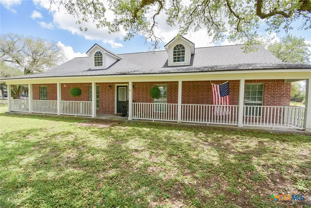 4427 County Road 382, Louise, TX 77455 - #1
