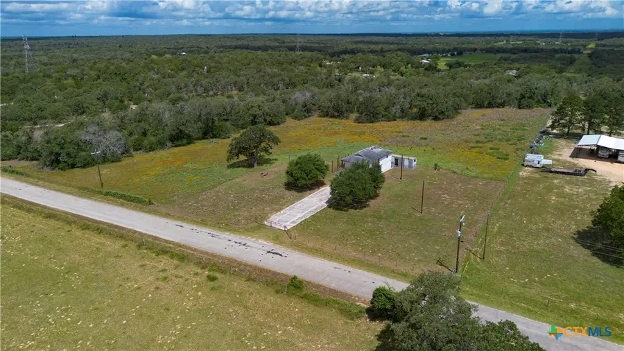 84 Longhorn Road, Stockdale, TX 78160 - #2
