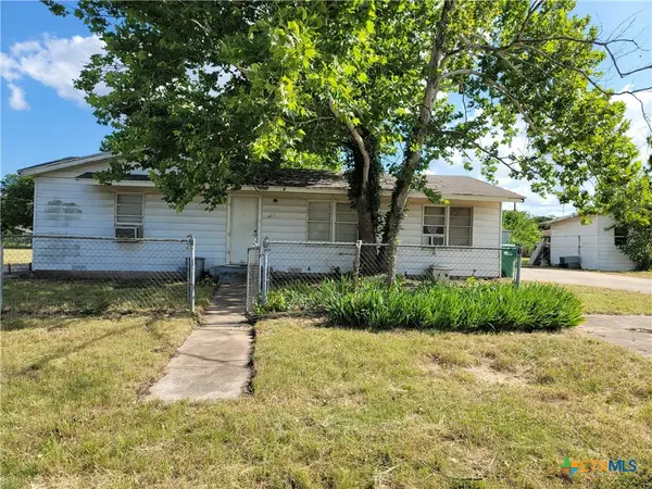 202 W Bobwhite Lane, Harker Heights, TX 76548