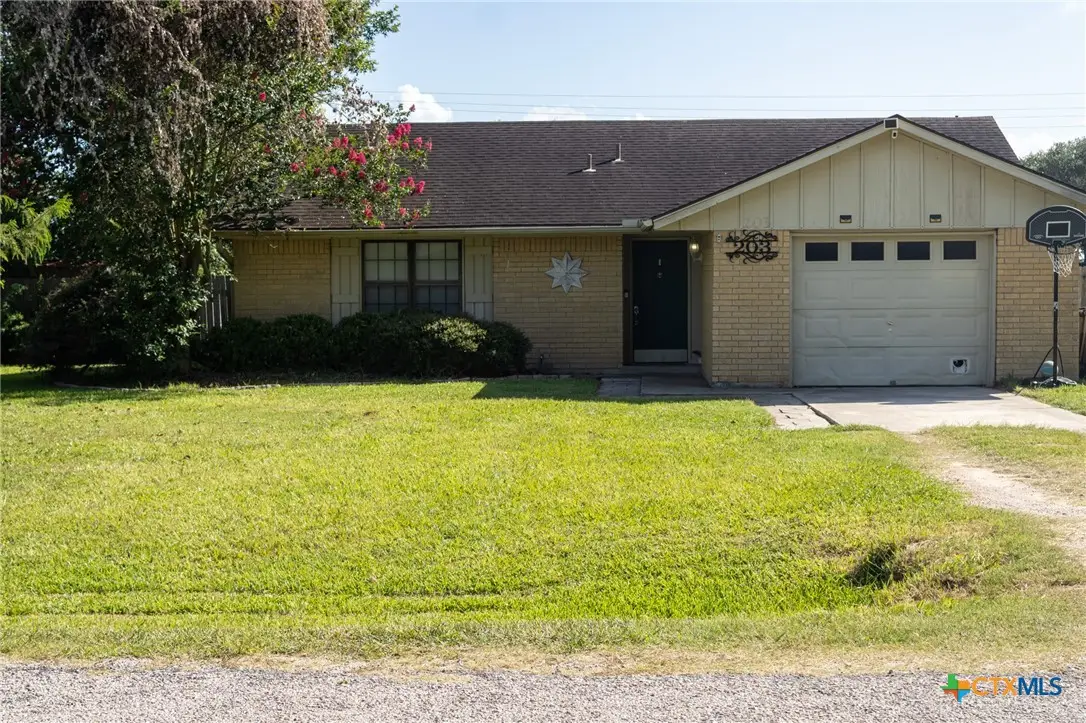 203 Elaine Street, Victoria, TX 77904 - #1