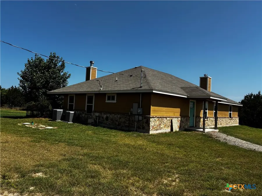 23748 N Us Highway 281, Lampasas, TX 76550 - #2