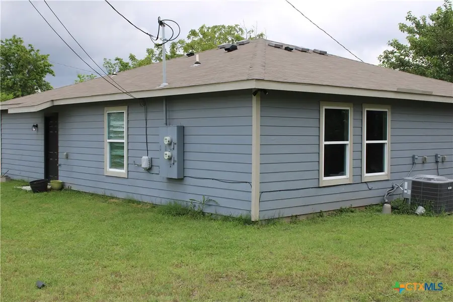 904 E Garfield Avenue, Temple, TX 76501 - #3