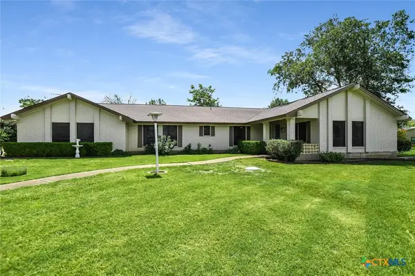 7 Brenda Lane, Round Rock, TX 78665