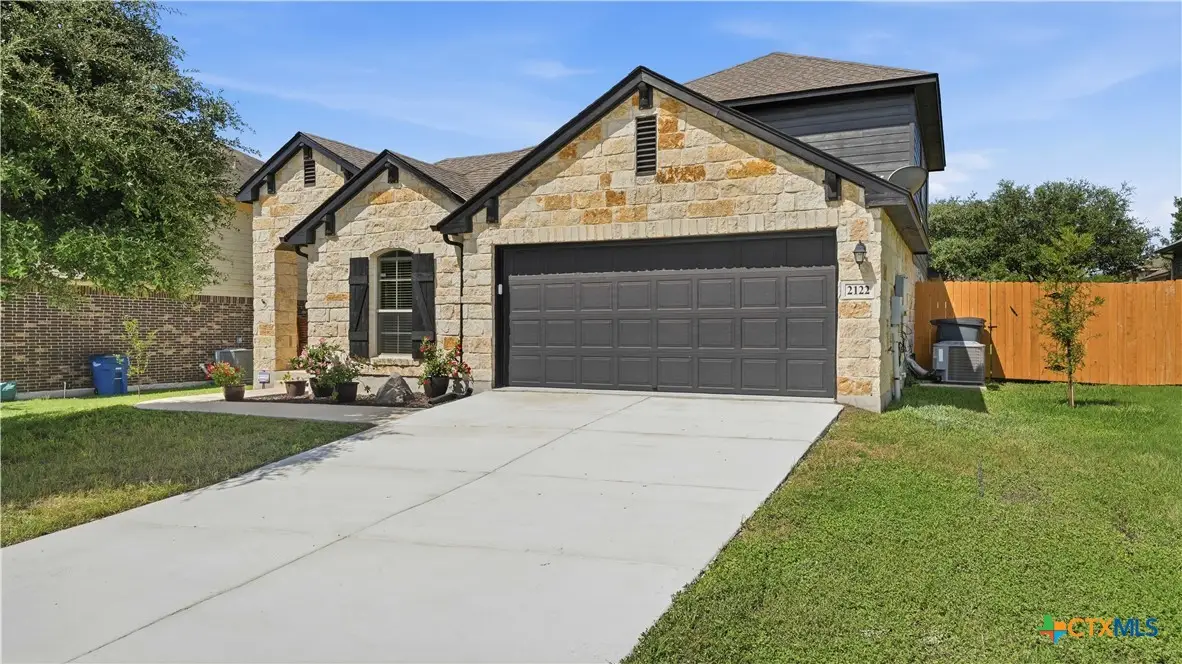 2122 Dragon Trail, New Braunfels, TX 78130 - #1
