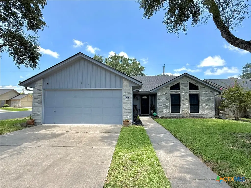 901 Taos Drive, Victoria, TX 77904 - #1