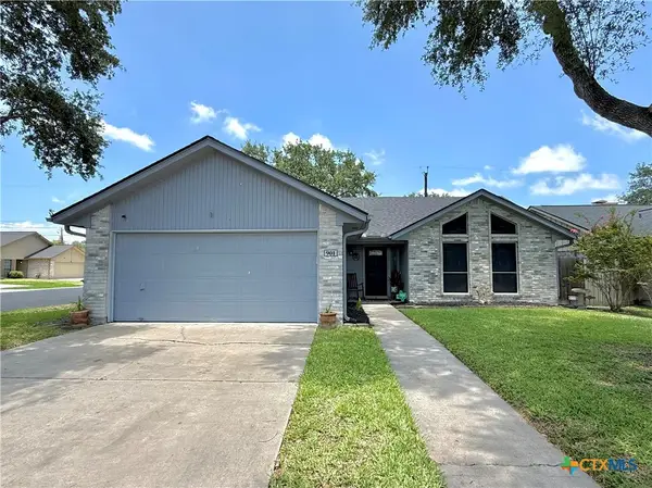 901 Taos Drive, Victoria, TX 77904