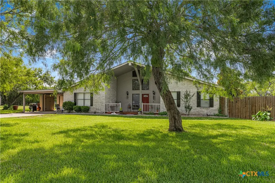 404 Cottonwood, Victoria, TX 77904 - #3