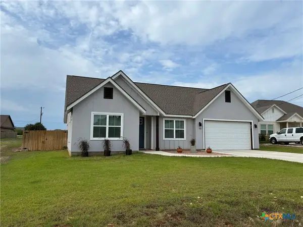 110 Hiram Cook, Blanco, TX 78606