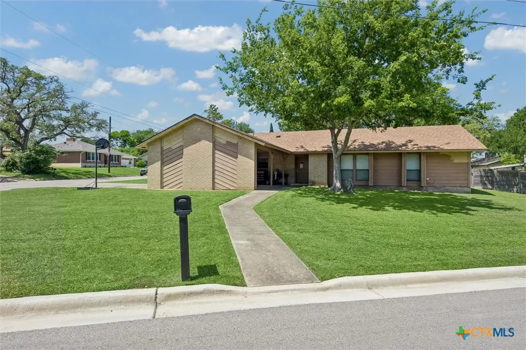 601 Meadowbrook Drive, Georgetown, TX 78628 - #1