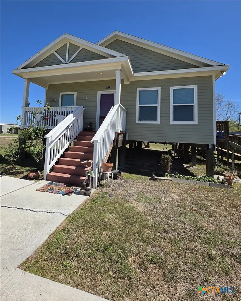501 S 13th Street, Seadrift, TX 77983 - #1