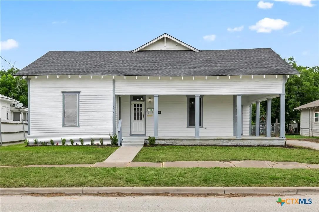 605 E Elm Street, Hillsboro, TX 76645 - #1