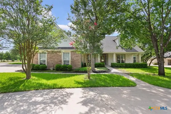 901 Salado Oaks Drive, Salado, TX 76571