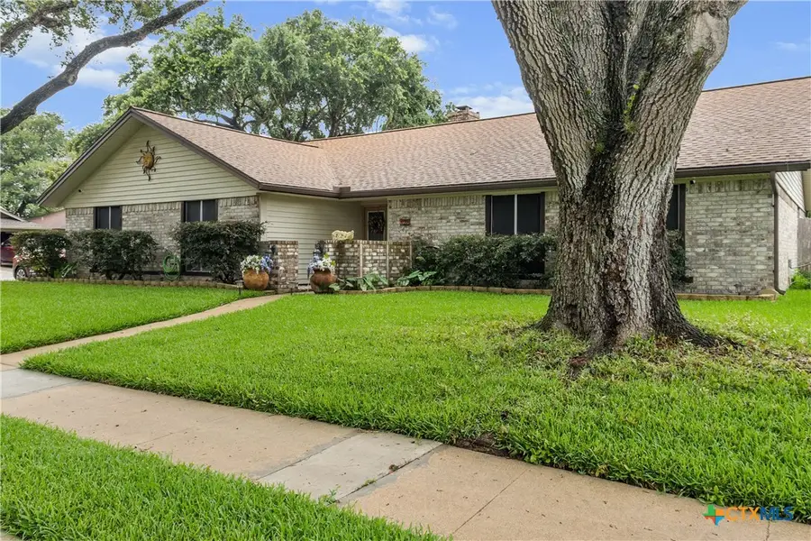 128 Cumberland Gap, Victoria, TX 77904 - #2