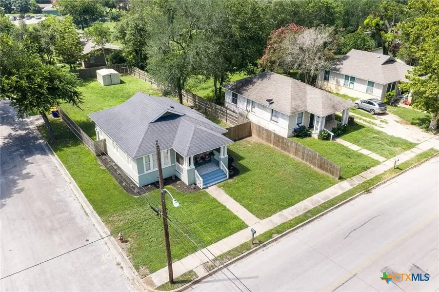 626 Saint Vincent Street, Gonzales, TX 78629 - #2
