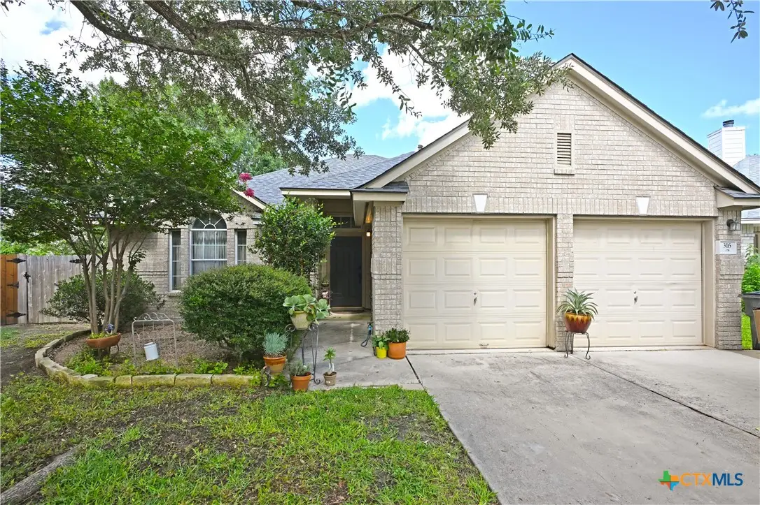 316 Meadow Park, New Braunfels, TX 78130 - #1
