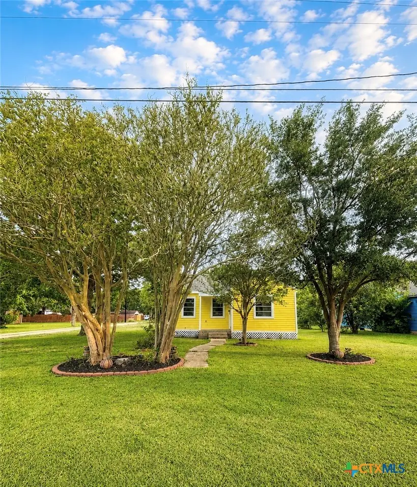 1109 4th Street, Palacios, TX 77465 - #1