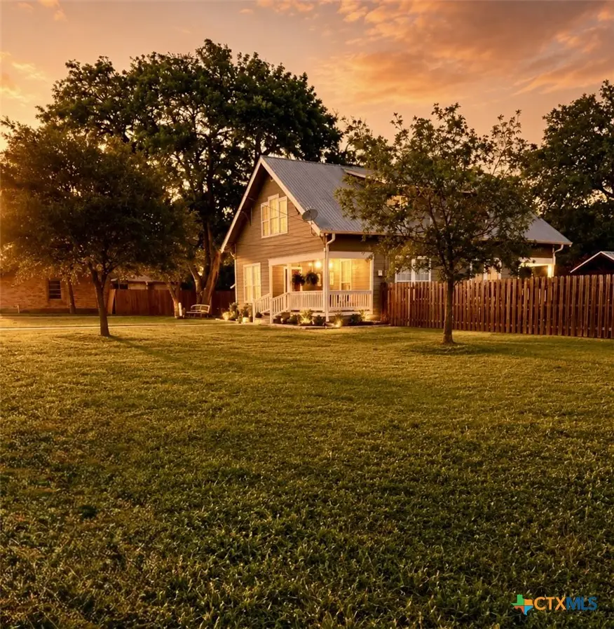 602 N Ridge Street, Hallettsville, TX 77964 - #1