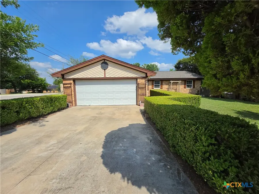 1001 S 29th Street, Copperas Cove, TX 76522 - #2