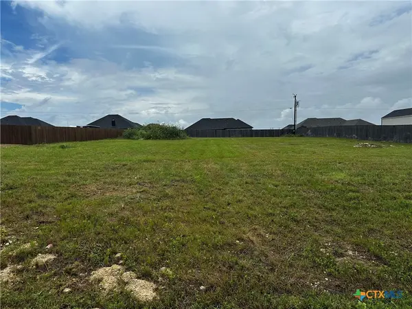 7928 Rock Crest Drive, Moody, TX 76557