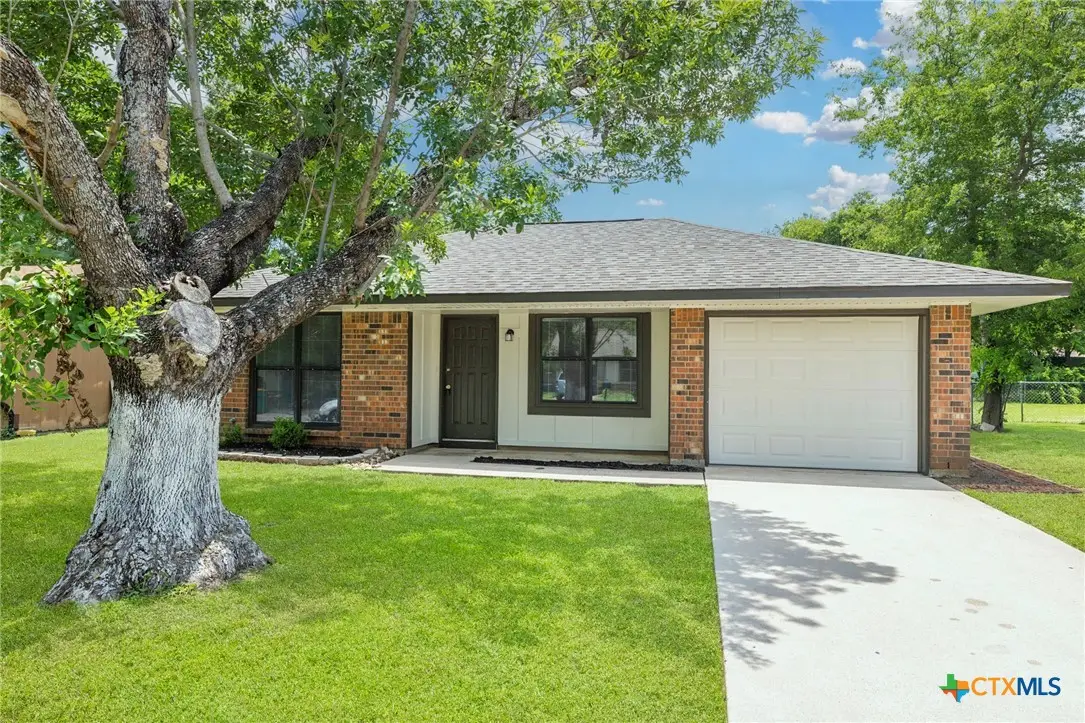 1101 E Avenue O, Belton, TX 76513 - #1