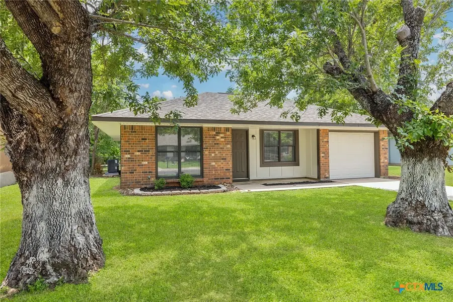 1101 E Avenue O, Belton, TX 76513 - #3