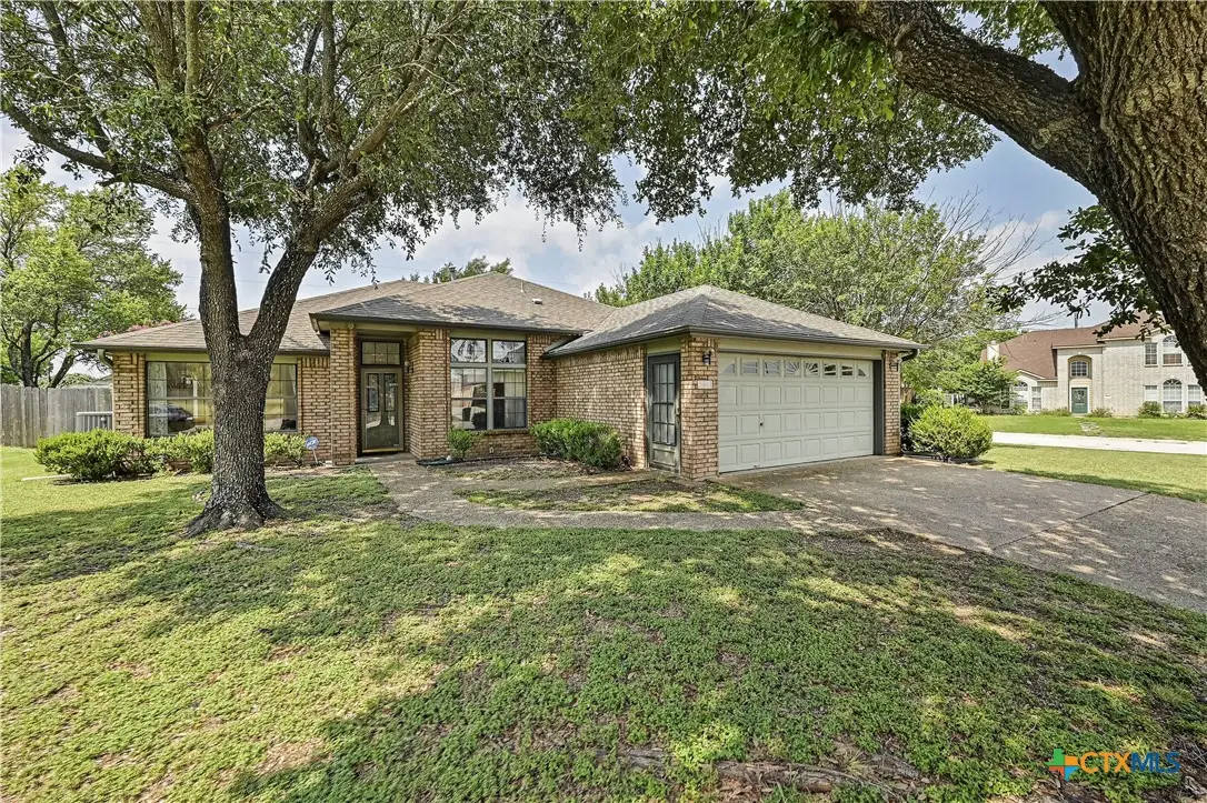 200 Shawnee Trail, Harker Heights, TX 76548 - #1