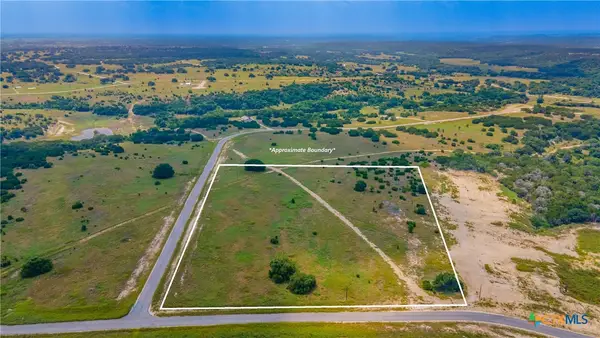 286 Grand Canyon Drive, Oglesby, TX 76561